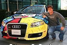 A. K. Shriver mit dem Audi RS4 Friendship Car, dessen Design der weltbekannte Neopop-Künstler Romero Britto für Best Buddies entworfenen hat.